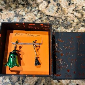👻Betsey Johnson Green Ghost and Black Broom Earrings